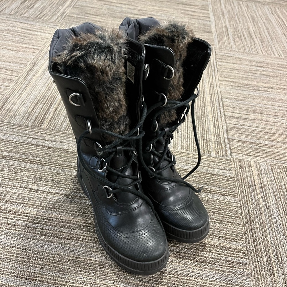 Rockport Leather Winter boots with fur front liner